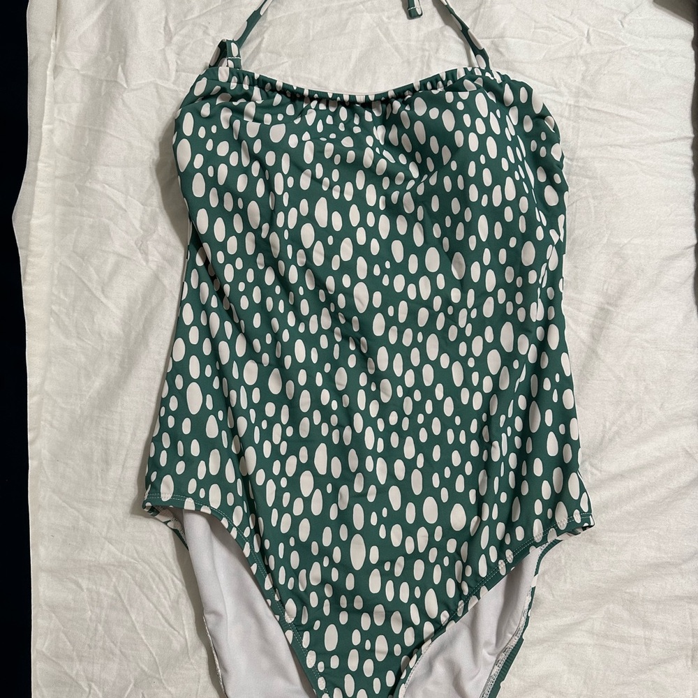 Kona Sol one piece swimsuit with removable strap